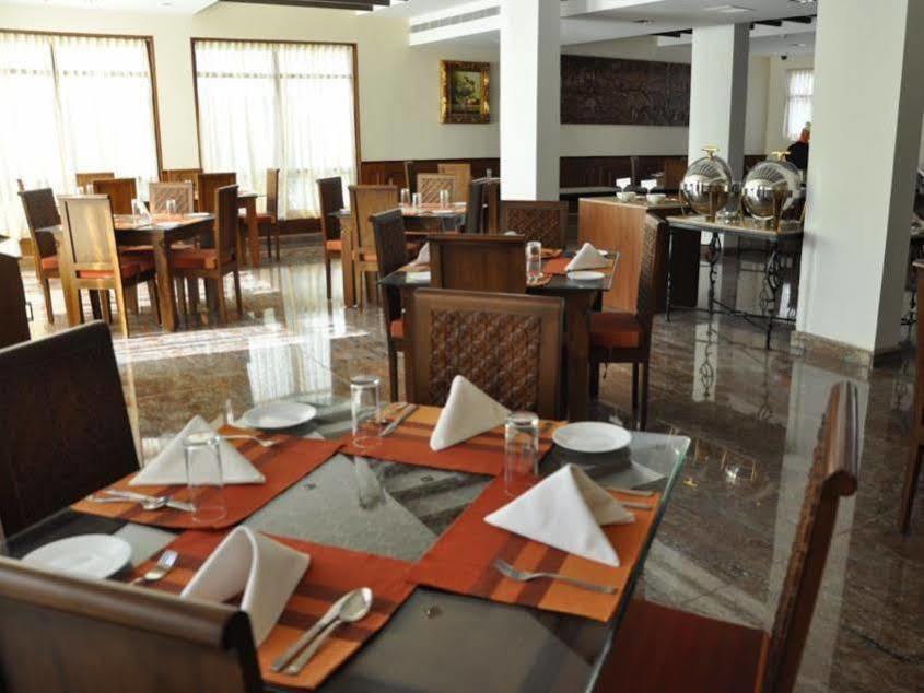 Hotel Jc Residency Maduraj Zewnętrze zdjęcie