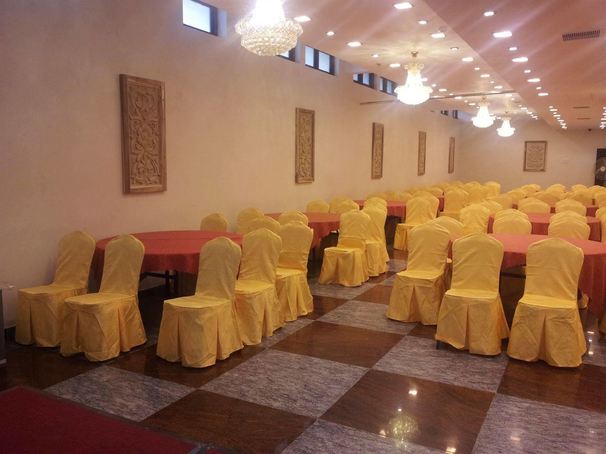 Hotel Jc Residency Maduraj Zewnętrze zdjęcie